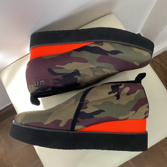 United Nude comfy stretch camouflage print platform bootie, neon orange wedge - Picture 3 of 7